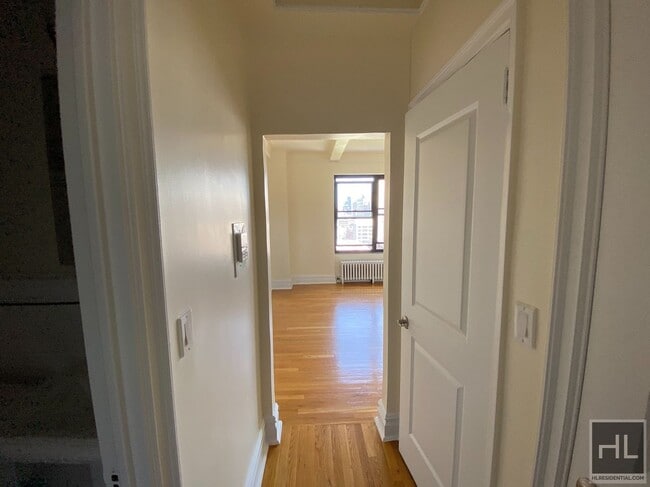 Building Photo - SECOND AVENUE