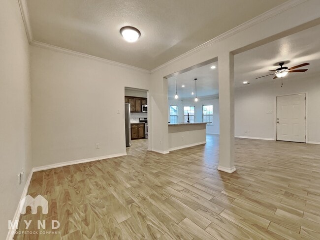 Building Photo - 3638 Lydia St