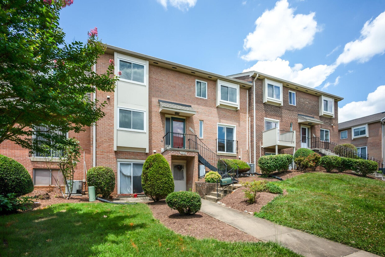 Photo - 4634 Conwell Dr (Annandale, VA)