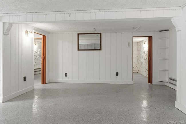 Building Photo - 378 Broadway