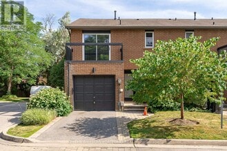 Building Photo - 1387 Royal York Rd