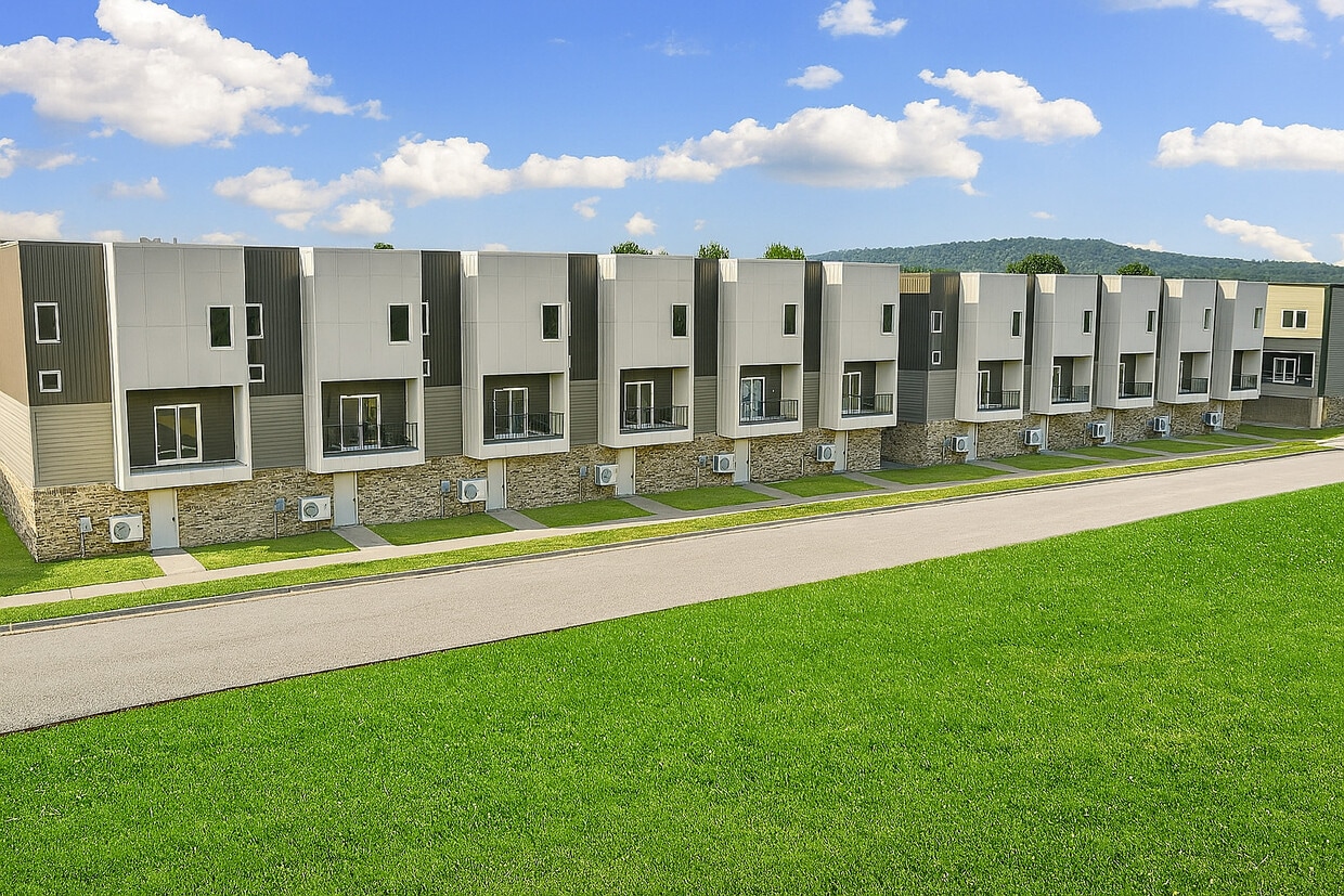 Primary Photo - The Flats on Razorback
