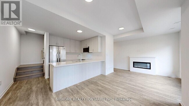 Photo du bâtiment - 208 Matawin Ln