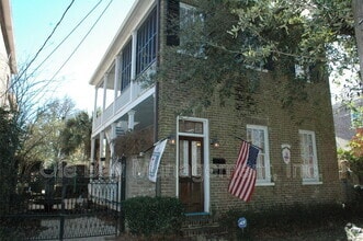 Building Photo - 257 Adams St
