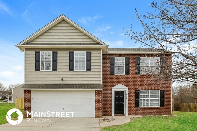 Building Photo - 2304 Lannigan Dr