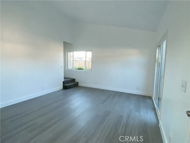 Foto del edificio - 2826 Cogswell Rd