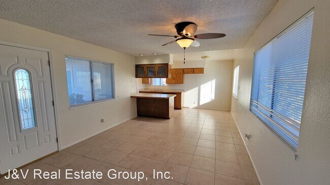 Foto del edificio - 3 br, 2 bath House - 8306 Quezon Ave