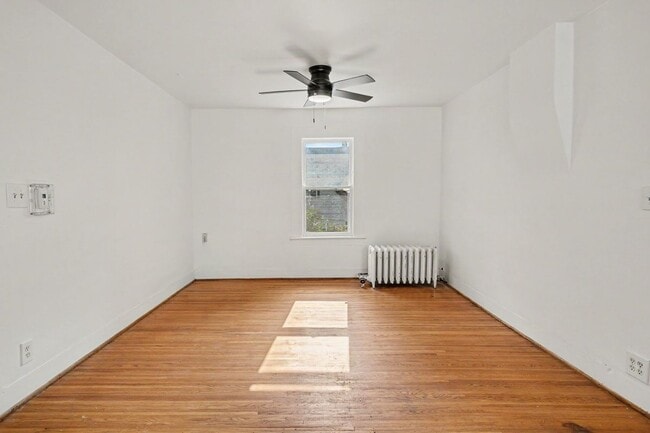 Building Photo - 54 Sanford St