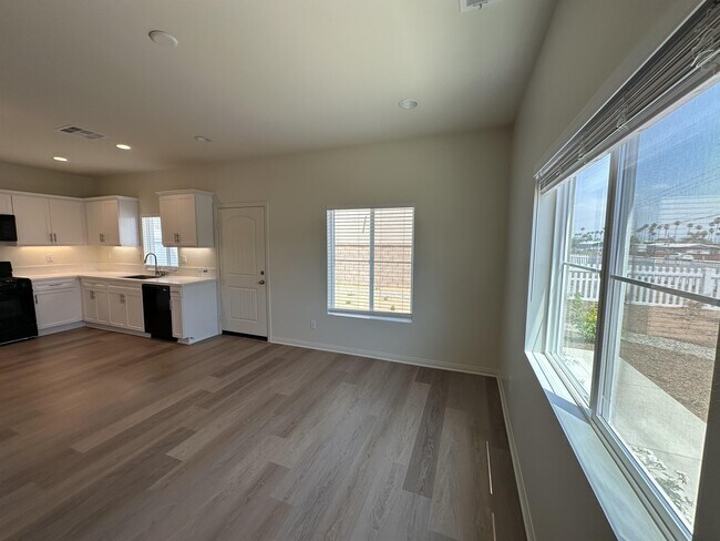 Foto del edificio - 2254 W Mill St