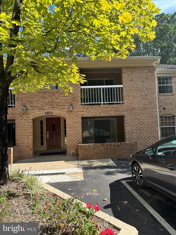 Foto principal - 5831 Cove Landing Rd