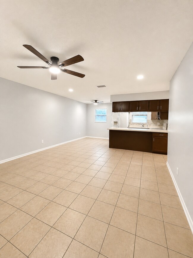 Foto del edificio - 4947 91st Ave N