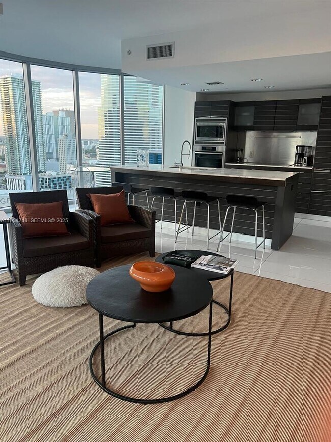 Building Photo - 200 Biscayne Blvd