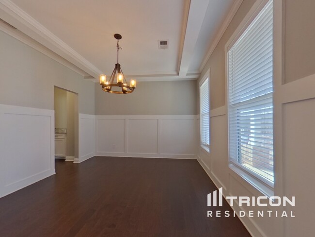 Foto del edificio - 4505 Sparrowhawk Pl SW