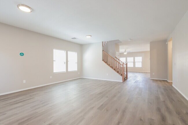 Foto del edificio - 21160 E Munoz St