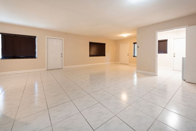 Building Photo - Large home with spacious patio and washer ...