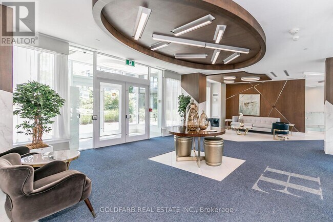 Photo du bâtiment - 241 Sea Ray Ave