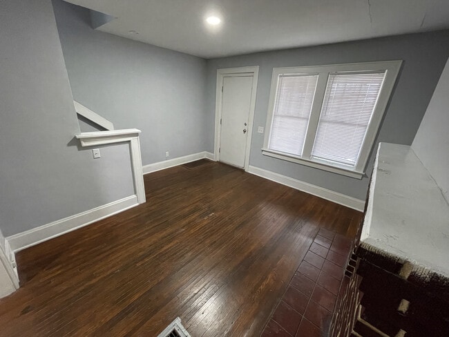 Building Photo - 728 Frebis Ave