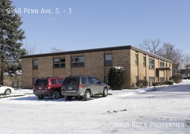 Building Photo - Your Modern Retreat in Bloomington for $12...