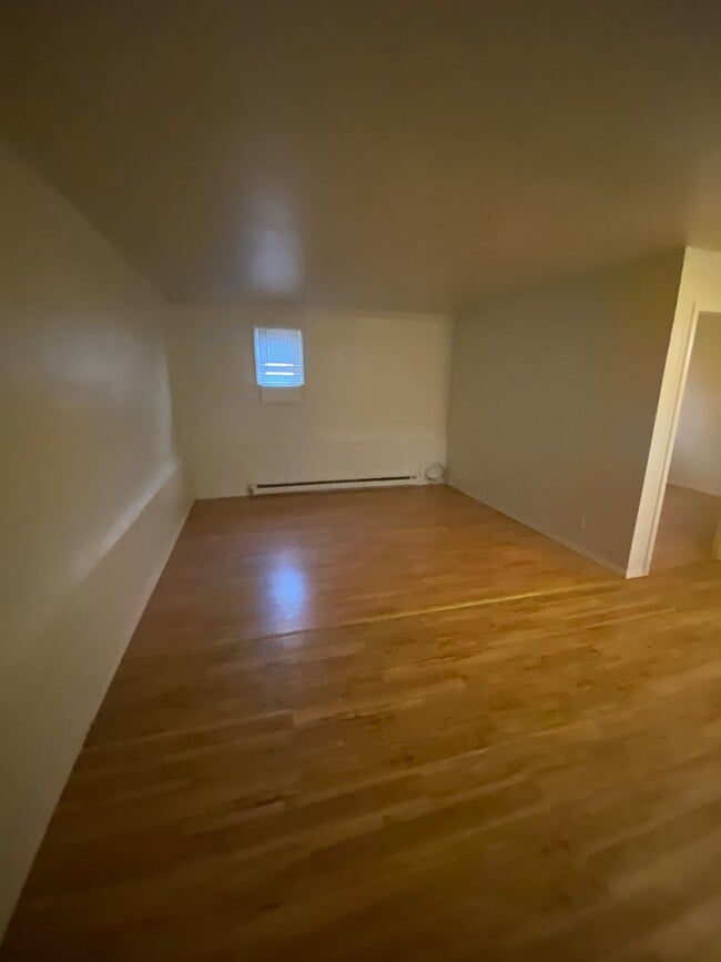 Building Photo - 1213 Noah Dr