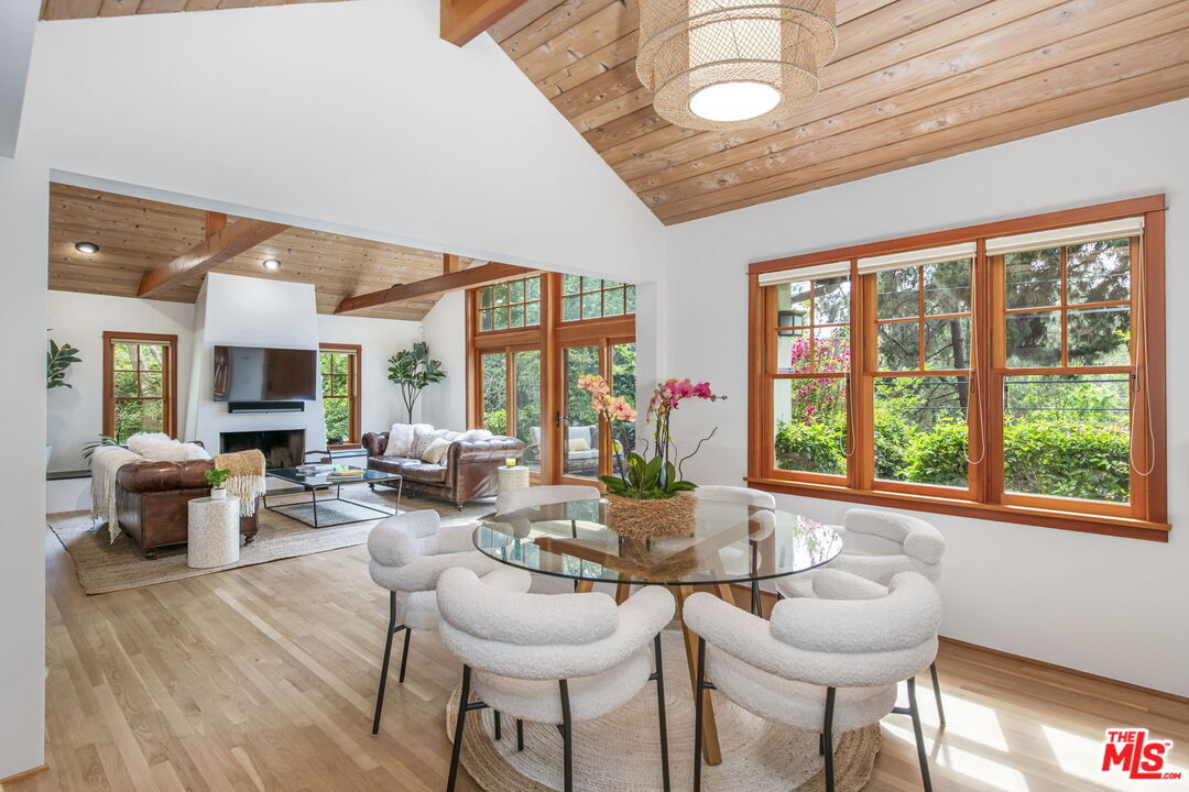 Primary Photo - 27 Latimer Rd