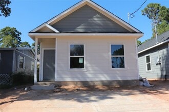 Building Photo - 16890 Glenheath St