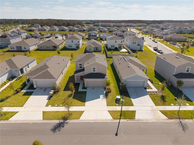 Foto del edificio - 5670 Nispero Wy