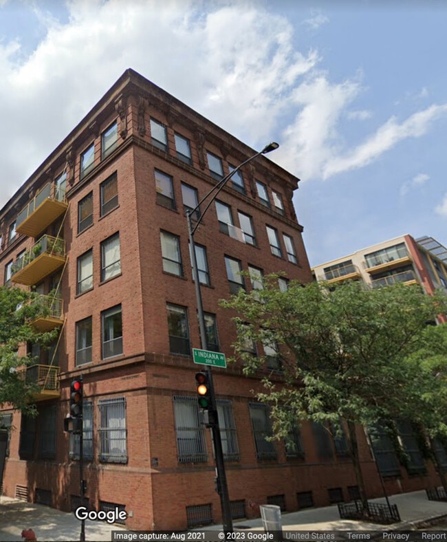 Building Photo - 1910 S Indiana Ave