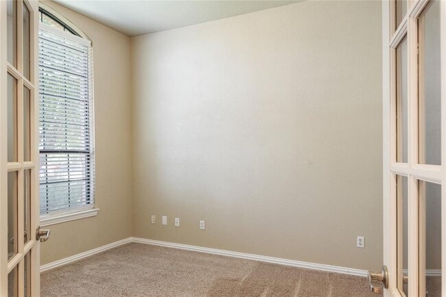 Building Photo - 1155 Star Meadow