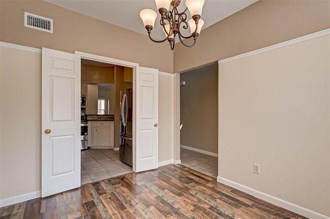 Building Photo - 5515 Strack Rd