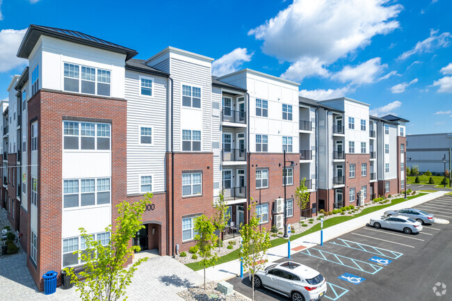 Building Photo - Enclave at Woodcrest Station