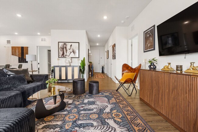Foto del edificio - 7522 1/2 West Slaughter Lane-SI FL1-ID1537452P
