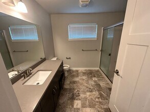 Building Photo - 2255 Bluestem St