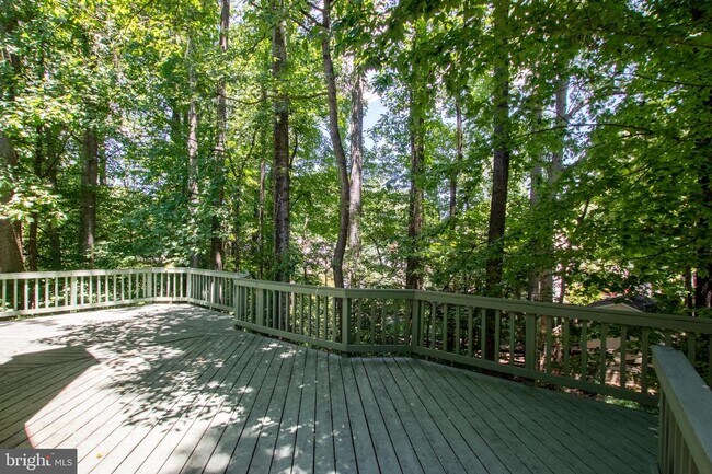 Building Photo - 10824 Burr Oak Way