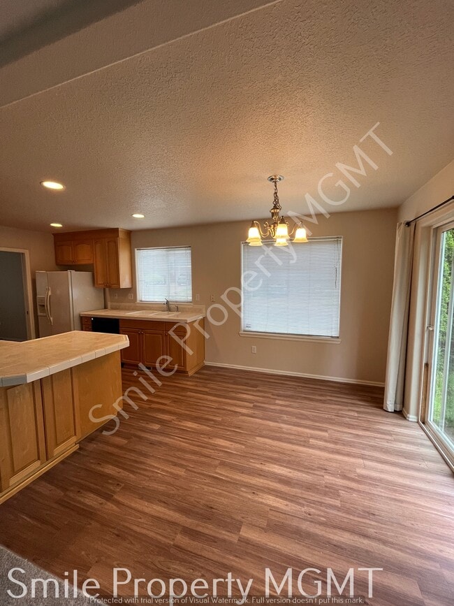Building Photo - 13840 SE 131st Ave