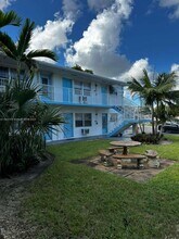 Building Photo - 1850 Arthur St