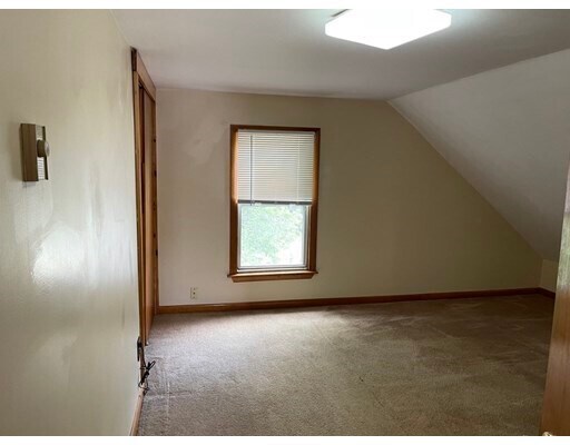 Building Photo - 301 N Main St