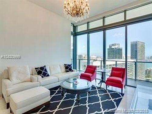 Foto del edificio - 68 SE 6th St