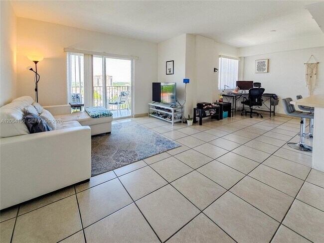 Foto del edificio - 1627 SW 37th Ave