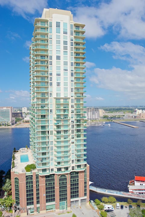 Building Photo - 1431 Riverplace Blvd