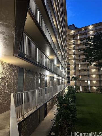 Building Photo - 95-227-227 Waikalani Dr