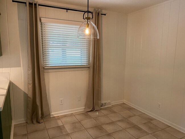 Foto del edificio - Coming Soon!