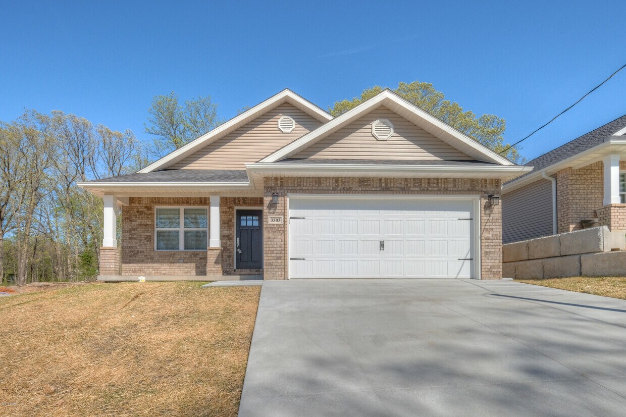 3303 S Moffet Ave, Joplin, MO 64804 Condo for Rent in Joplin, MO