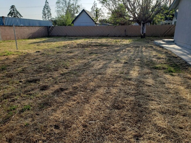 Building Photo - Beautiful remodeled home!