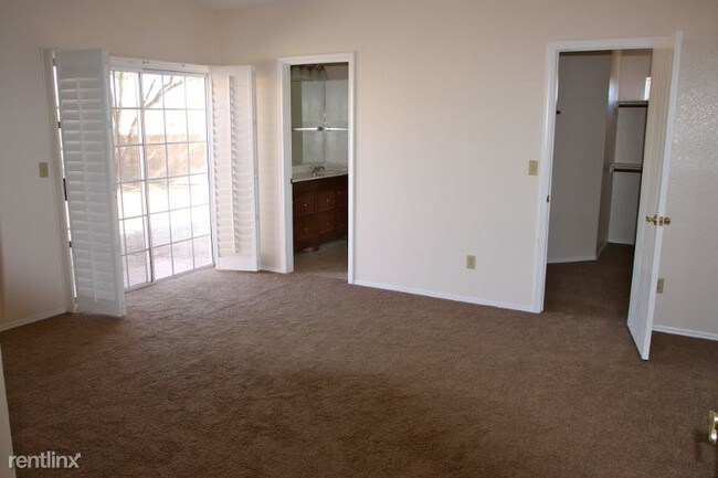 Building Photo - 3 br, 2 bath House - 9800 Camino Del Grillo