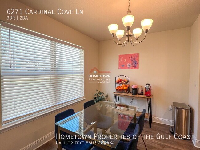 Foto del edificio - 6271 Cardinal Cove Ln