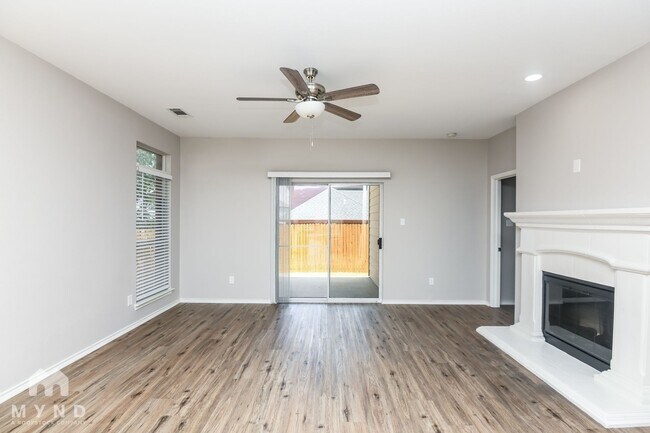 Foto del edificio - 541 Baverton Ln