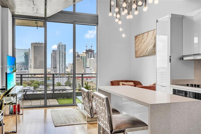 Foto del edificio - 690 SW 1st Ct