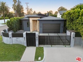 Building Photo - 4803 Lemona Ave