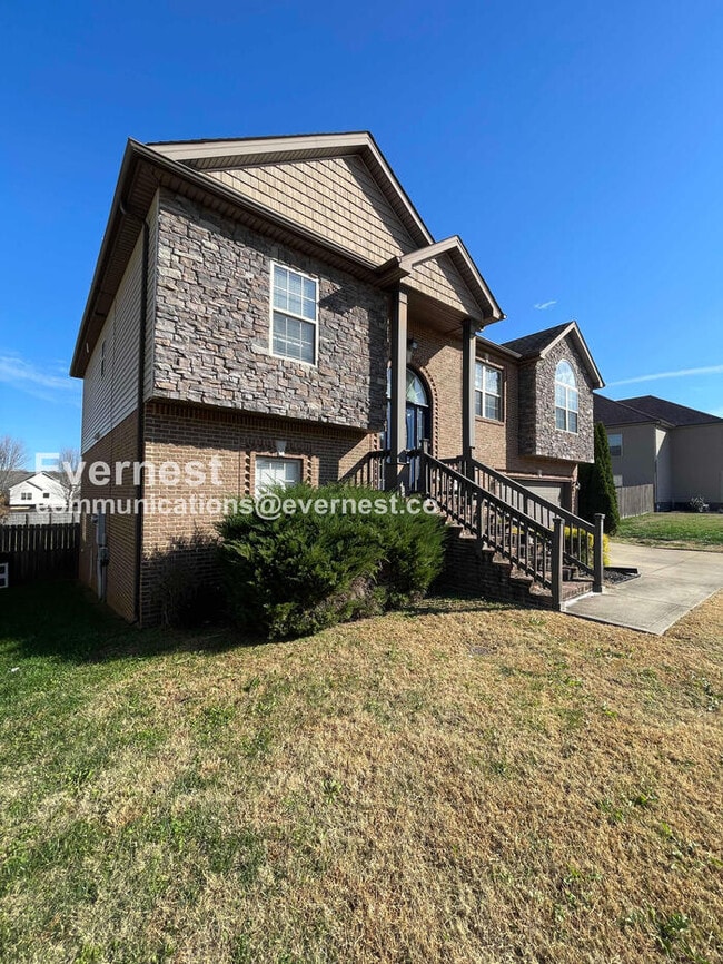 Building Photo - 3393 Wiser Dr