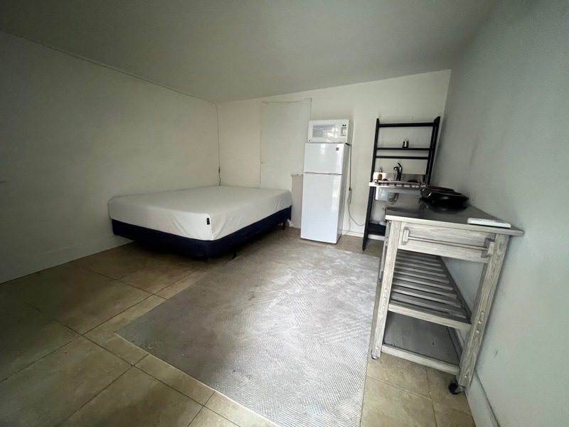 Foto principal - 11XX SW 24th Ave